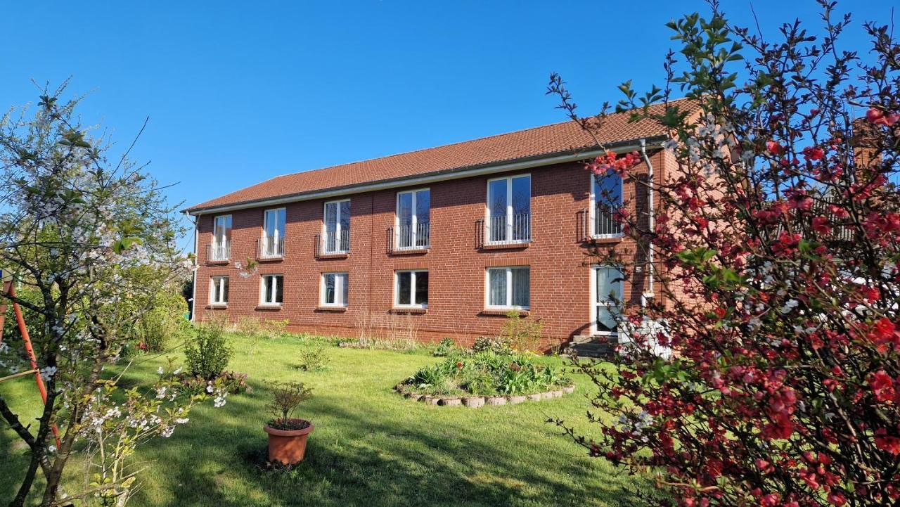 Haus Schmidt Lägenhet Alt Bukow Exteriör bild